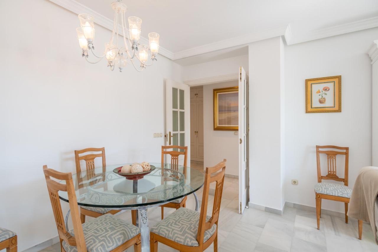 Apartamento Familiar Vistas Al Mar By Rent Me Estepona Bagian luar foto