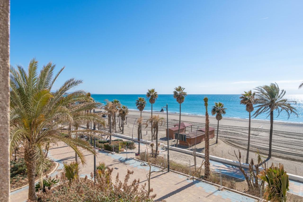 Apartamento Familiar Vistas Al Mar By Rent Me Estepona Bagian luar foto